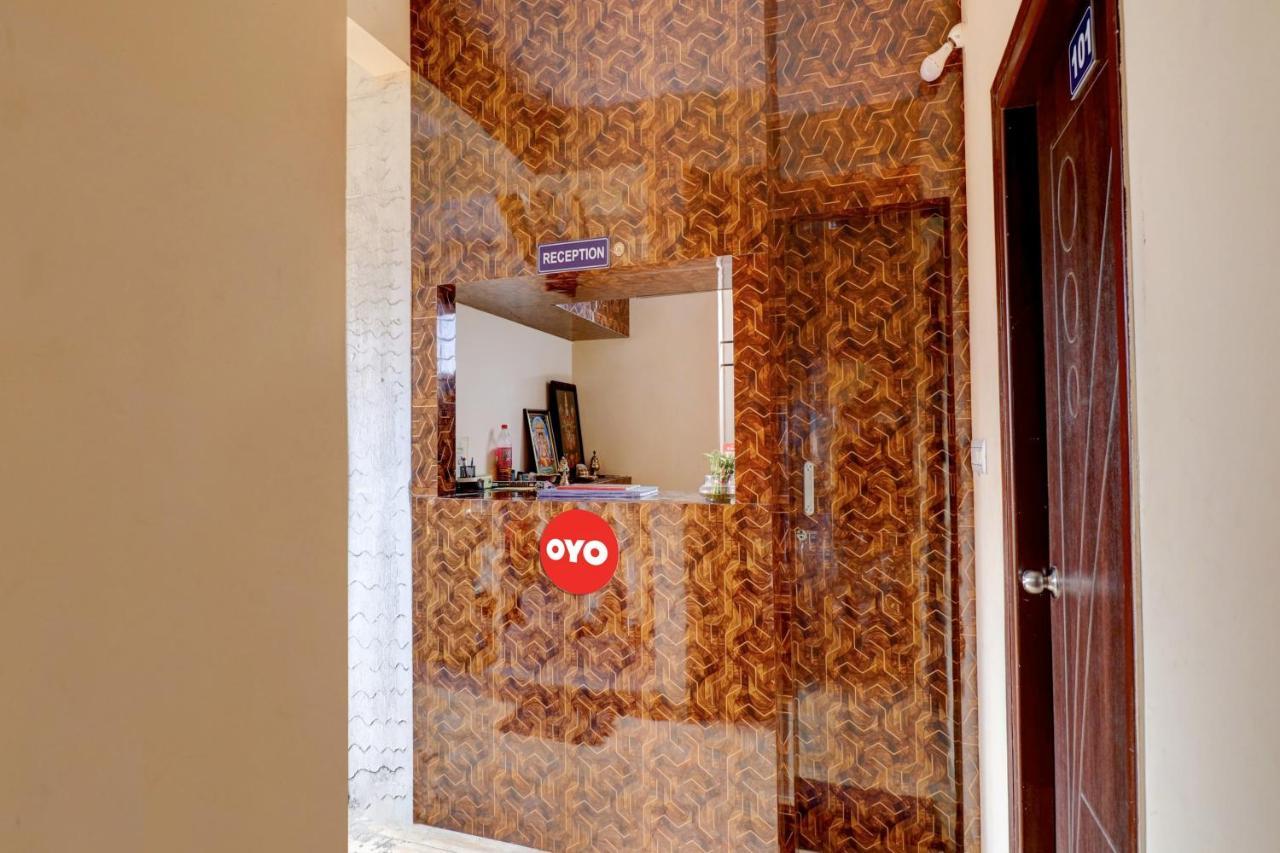 Oyo Flagship Golden Treasury Hotell Bangalore Exteriör bild